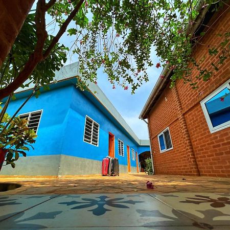Maison Charlotte Forever Chambre D'Hotes Chez Un Couple Belgo Togolais Lomé Esterno foto